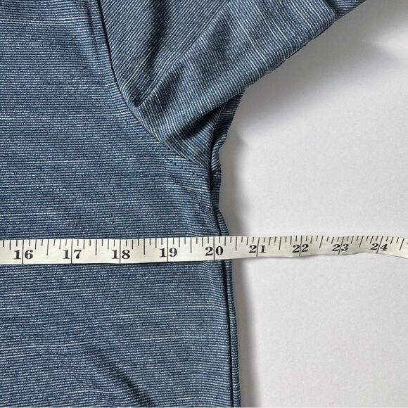 Under Armour Freedom Block Polo Blue Size Medium NWT - Picture 3 of 5